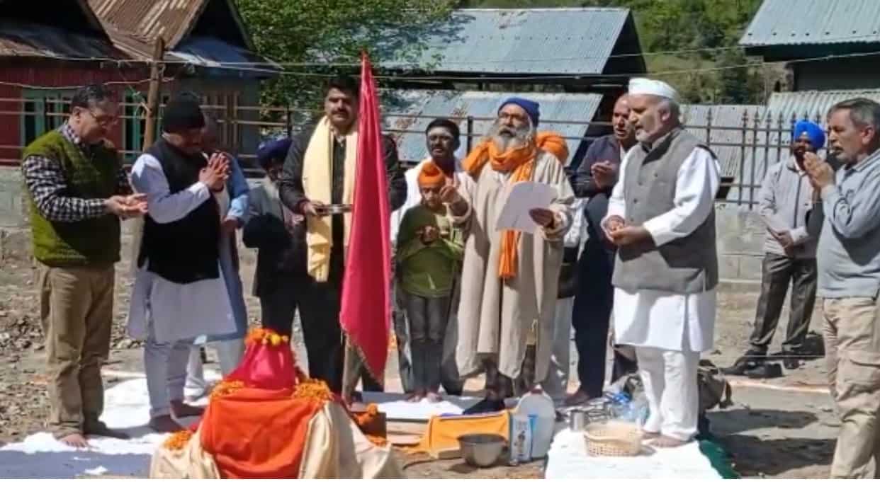 Kashmir sets an example of brotherhood, Sharda Peeth base temple near LoC Kashmir sets an example of brotherhood, Sharda Peeth base temple near LoC