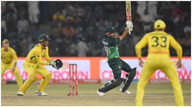 Pak vs Aus: Babar Azam surpasses Amla, Kohli to become fastest to 15 ODI tons during Lahore run-fest Pak vs Aus: Babar Azam surpasses Amla, Kohli to become fastest to 15 ODI tons during Lahore run-fest