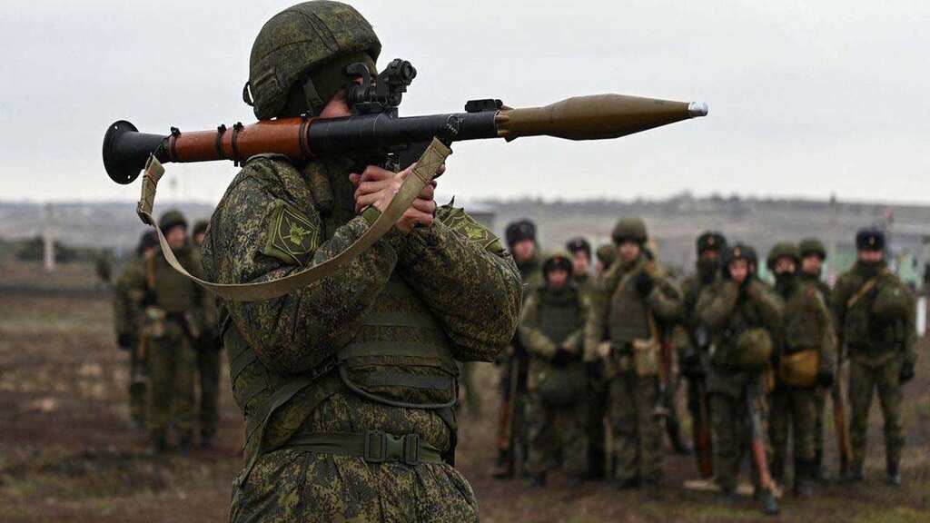 Russia-Ukraine conflict rages on as Moscow reports air raids on Russian soil