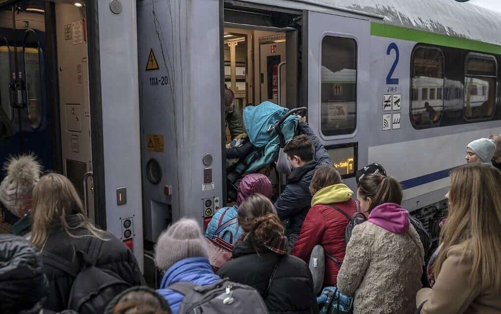 UN: Over 4.1 million Ukrainians have fled country and 6.83 million displaced since Russia invaded