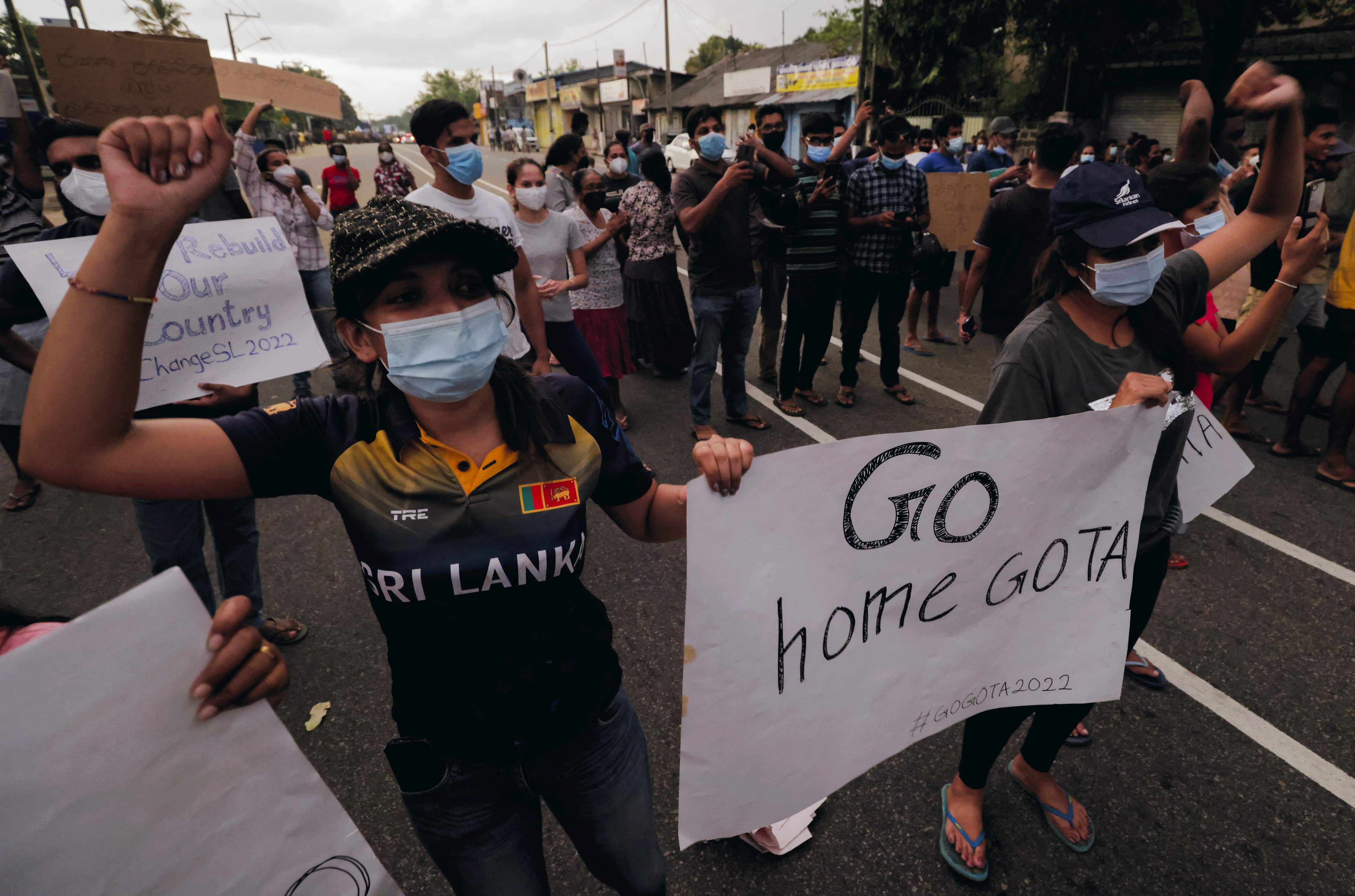 Sri Lanka unveils new 'golden' visa policy to combat economic crisis