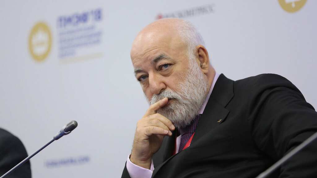 Spain seizes Russian oligarch Viktor Vekselberg's superyacht for US