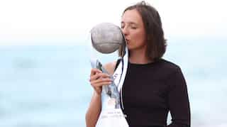 Iga Swiatek creates history, becomes first tennis player from Poland to reach world No. 1