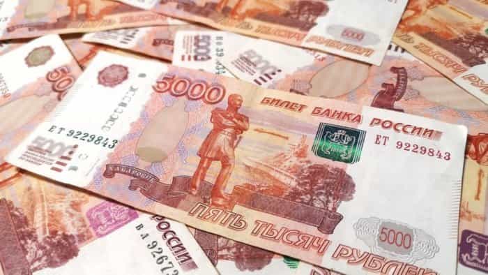 Russian currency Rouble rebounds, no longer 'in rubble'