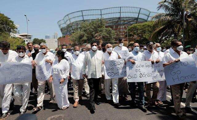 Sri Lanka economic crisis: Opposition threatens no-confidence vote against the government