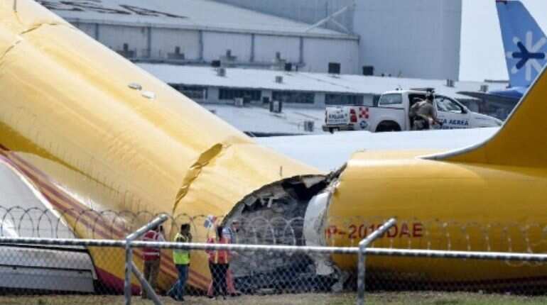 Cargo plane breaks in two during emergency landing in Costa Rica