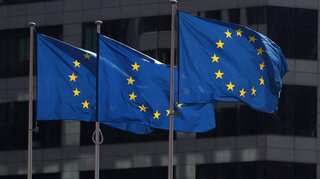 EU asks countries to cut gas use to tackle Russian 'blackmail'