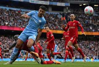 Premier League: Liverpool and Manchester City play out 2-2 draw in crucial encounter