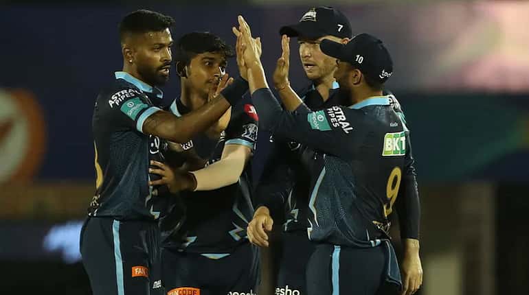 Sunrisers Hyderabad vs Gujarat Titans, IPL 2022: Head-to-head record, trivia, stats and squads Sunrisers Hyderabad vs Gujarat Titans, IPL 2022: Head-to-head record, trivia, stats and squads