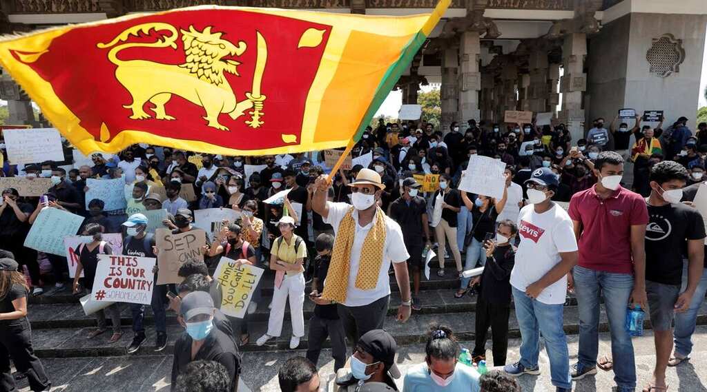 Sri Lanka announces defaults on $51 bn external debt