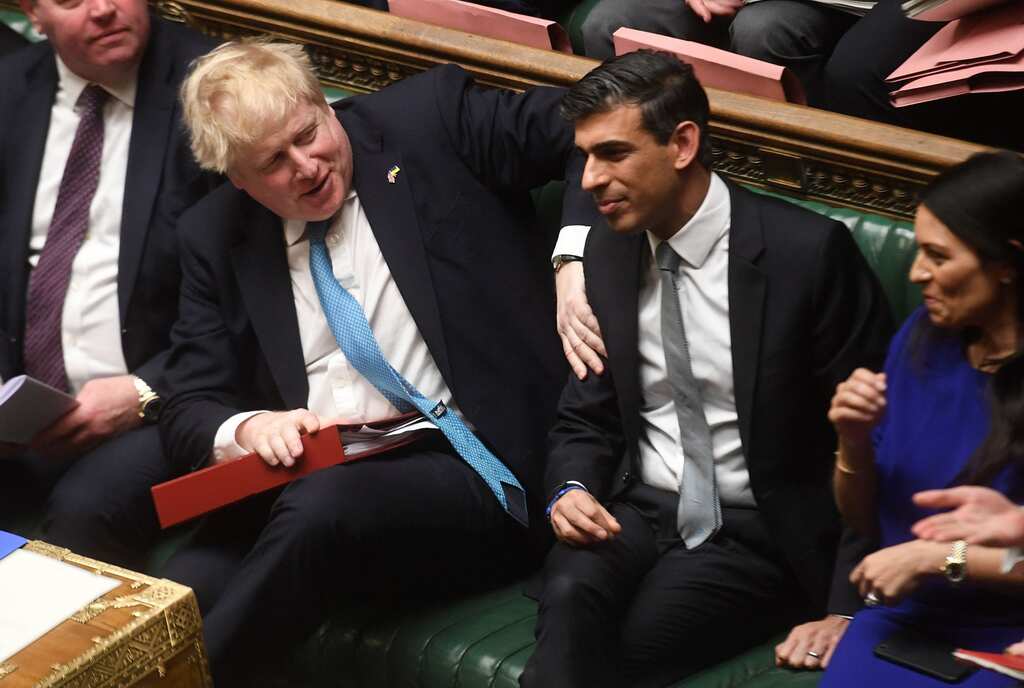 Boris Johnson offers apology for breaking covid-19 law