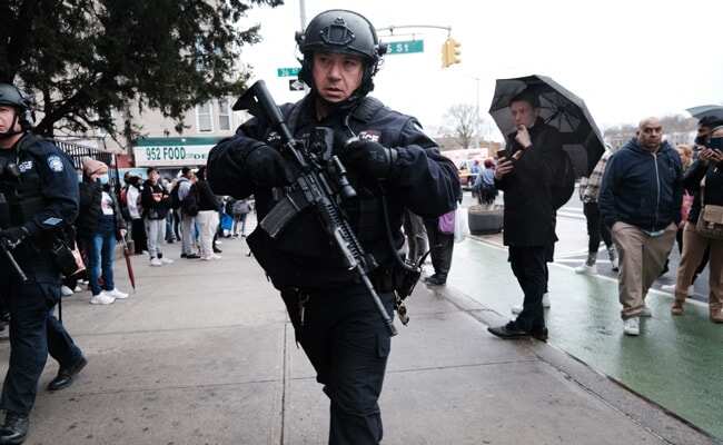 Brooklyn Subway Shooting: New York Police identify 'Person Of Interest,' 17 injured and 5 critical