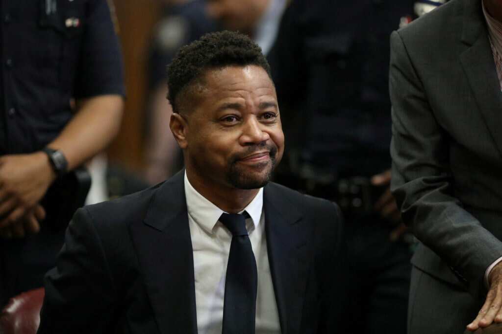 Oscar winning Actor Cuba Gooding Jr admits forcibly kissing waitress