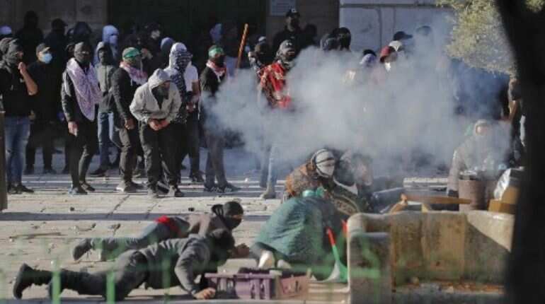Watch: Israel police, Palestinians clash at Al-Aqsa mosque, 117 injured