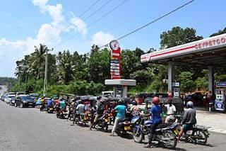 Sri Lanka limits supply of petrol, diesel to tackle fuel crisis