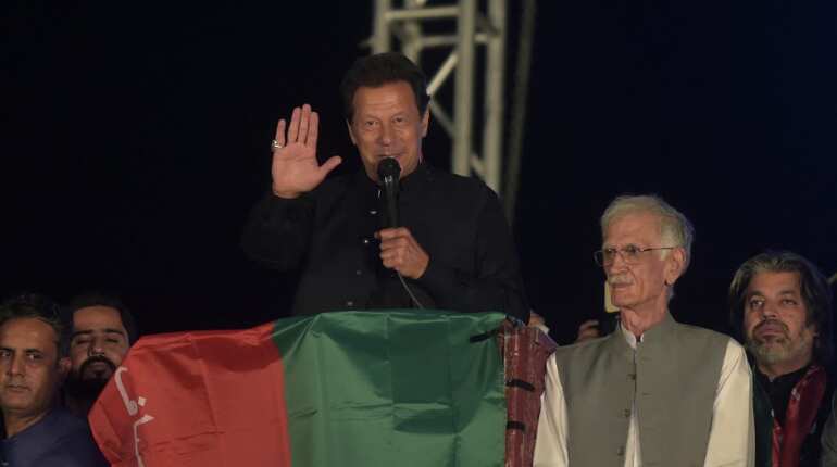 Former PM Imran Khan requests Pakistanis living abroad to donate for his campaign against 'imported' govt