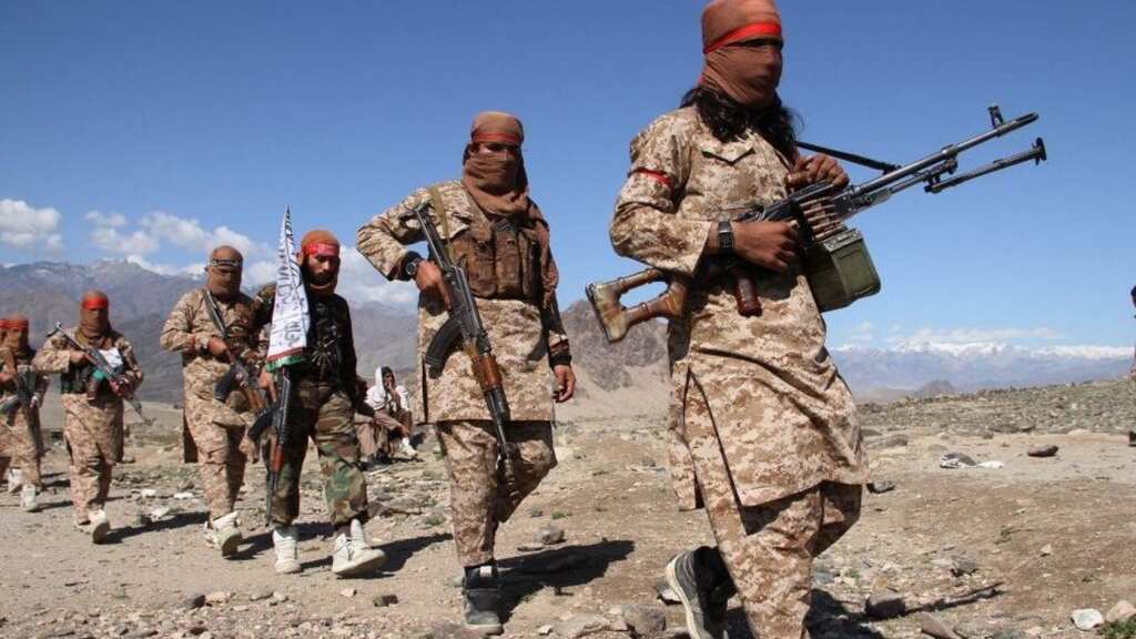 Pakistan bombs Afghan border areas, Taliban issues warning over killing of civilians