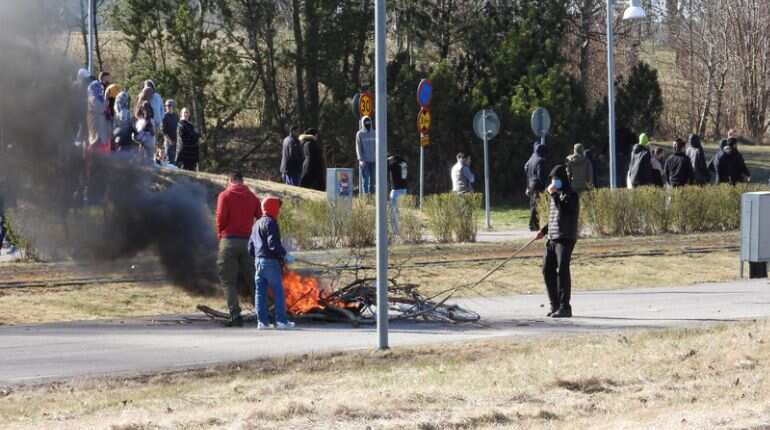 People injured during clashes