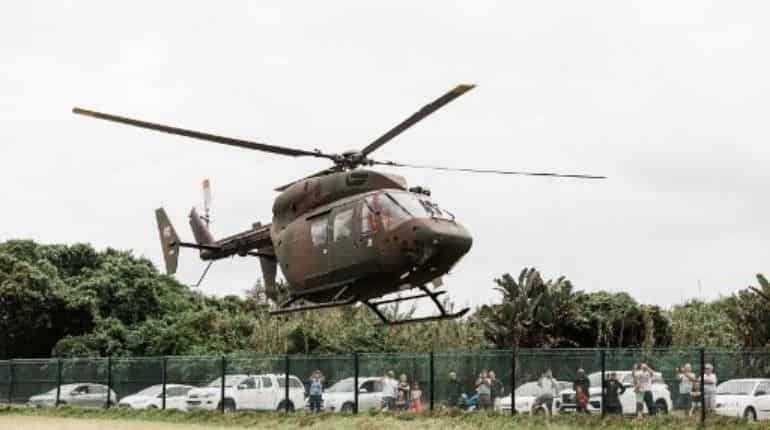 10,000 soldiers in South Africa flood relief effort 10,000 soldiers in South Africa flood relief effort