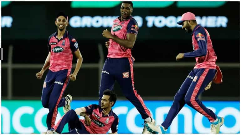'Yuzvendra Chahal is most experienced....': Lasith Malinga heaps praise on RR star after KKR win 'Yuzvendra Chahal is most experienced....': Lasith Malinga heaps praise on RR star after KKR win