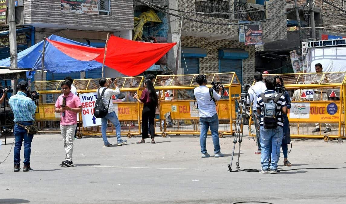 Jahangirpuri violence: Police arrest more people in connection with clashes. Here's what we know so far Jahangirpuri violence: Police arrest more people in connection with clashes. Here's what we know so far