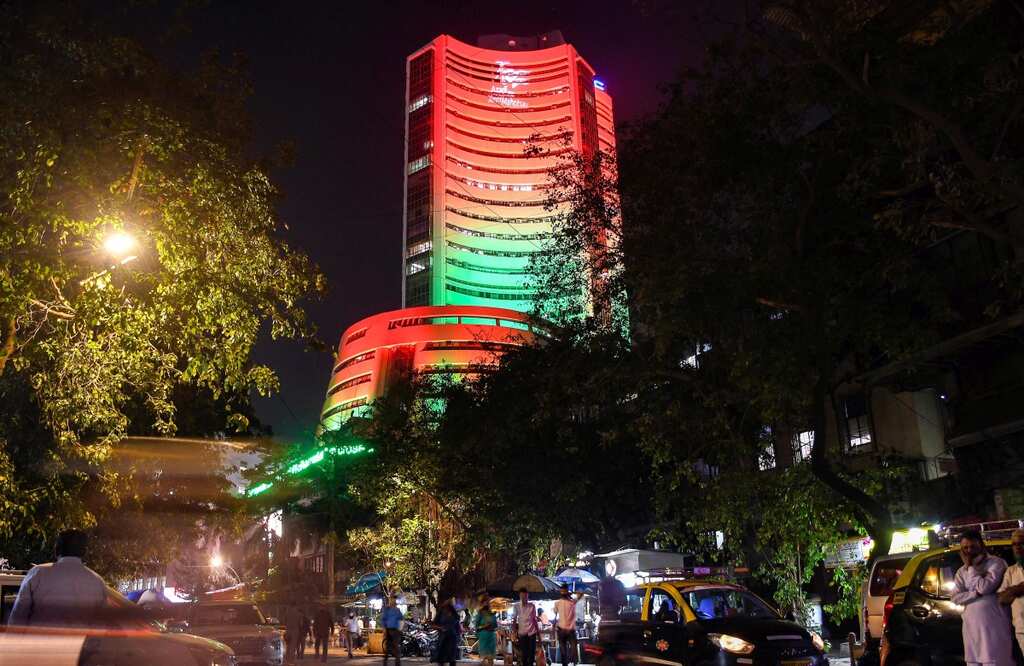 Indian markets in turmoil: Russia's next move in Ukraine is in focus