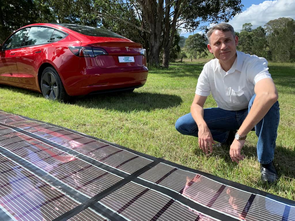 Australian scientists to power Tesla on 15,000-km trip with printed solar panels