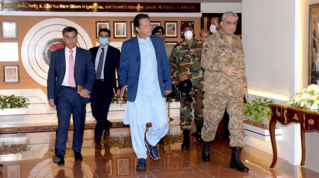 Imran Khan indirectly blames Pak Army chief Bajwa for his ouster