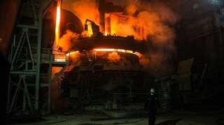 Over 100 people killed in an explosion at a Nigerian illegal oil refinery