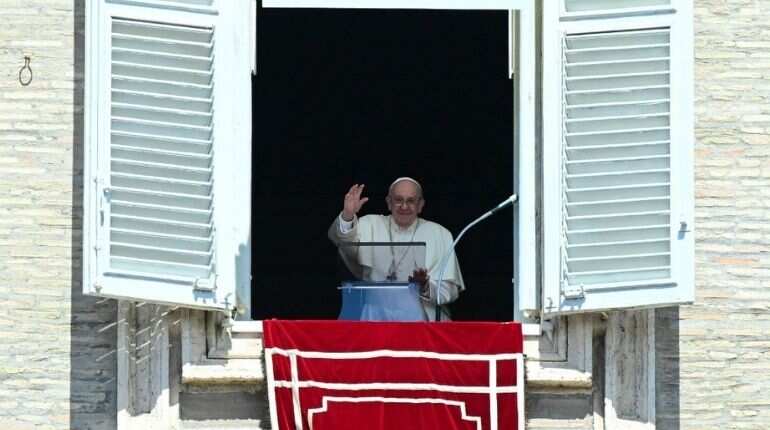 As Eastern Christians celebrate Easter, Pope Francis reiterates call for truce in Ukraine war As Eastern Christians celebrate Easter, Pope Francis reiterates call for truce in Ukraine war