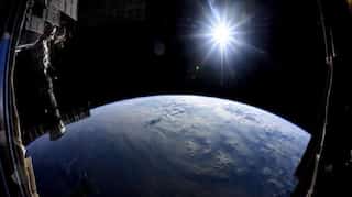Space needs legal protection against debris and light pollution, suggests research