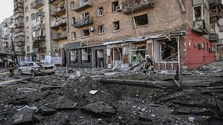 Russia announces ceasefire around Mariupol's steel plant, Ukraine refutes humanitarian corridor claims