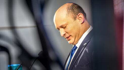 Police boosts security around PM Naftali Bennett and family after death threats