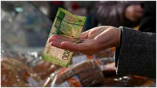 Russia's rouble rises as cash inflow surges amidst oil export recovery 