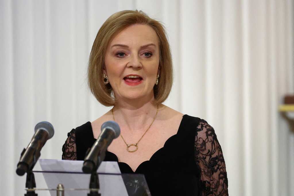 British foreign secretary Liz Truss asks for NATO-standard weapons for Ukraine