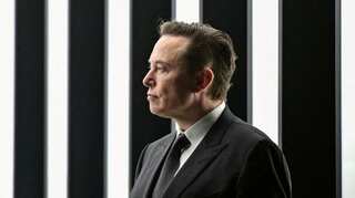 Elon Musk blames Russia-Ukraine conflict for delaying Twitter's buyout deal