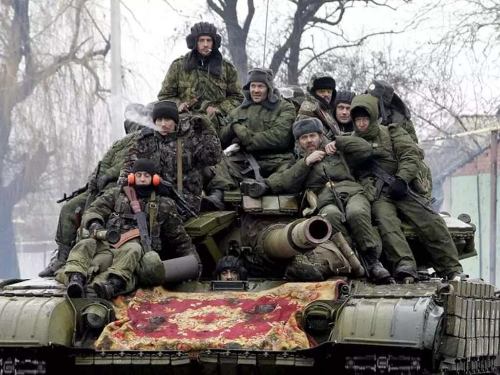 Heavy fighting continues across Ukraine as Russia-Ukraine war enters third month