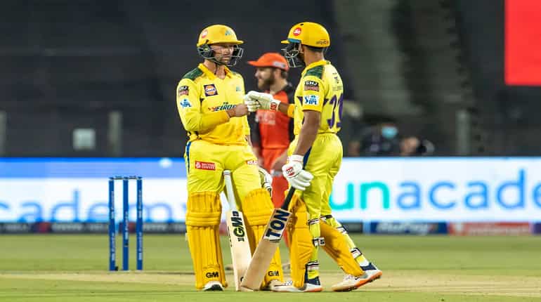 IPL 2022: Ruturaj Gaikwad, Devon Conway guide Chennai Super Kings to important victory