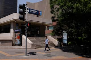 Beijing halts public transport amid Covid outbreak in China