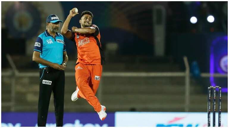 DC vs SRH: UNBELIEVABLE! Umran Malik bowls fastest delivery of IPL 2022, clocks 157 kmph