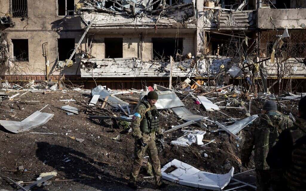 Russia destroyed 400 hospitals, leaving patients in extreme difficulties: Zelensky Russia destroyed 400 hospitals, leaving patients in extreme difficulties: Zelensky