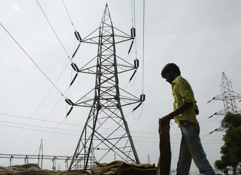 Indian govt invokes emergency clause as power crisis looms large Indian govt invokes emergency clause as power crisis looms large