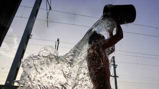 India: 23 states, hundreds of cities, districts at risk due to heatwave, says official