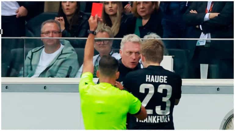 Watch: West Ham boss David Moyes smashes ball towards kid during Eintracht Frankfurt loss, apologises Watch: West Ham boss David Moyes smashes ball towards kid during Eintracht Frankfurt loss, apologises