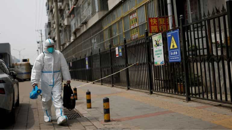 China silences criticism over zero-Covid policy by erasing videos of excesses by authorities China silences criticism over zero-Covid policy by erasing videos of excesses by authorities