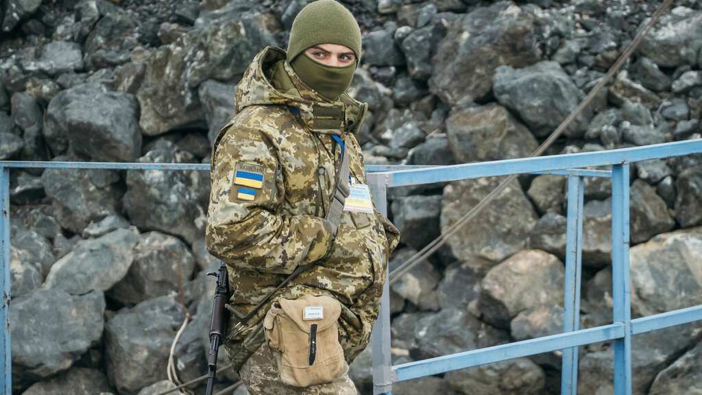 Ukraine gains ground near Kharkiv as fighting continues in Eastern & Southern Ukraine