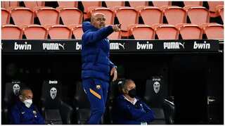 Ajax Amsterdam announce Alfred Schreuder as new coach, to replace Manchester United-bound Erik ten Hag