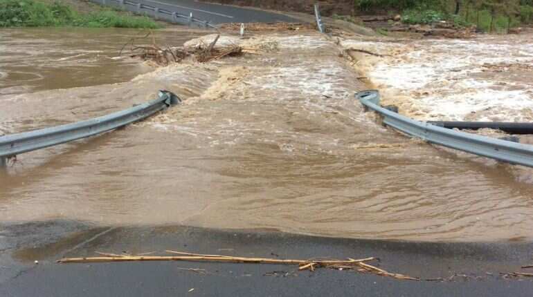 Australians advised to evacuate from Queensland as the country faces new flood emergency