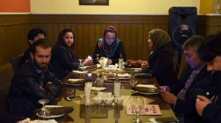 Men, women can’t dine out, visit park together