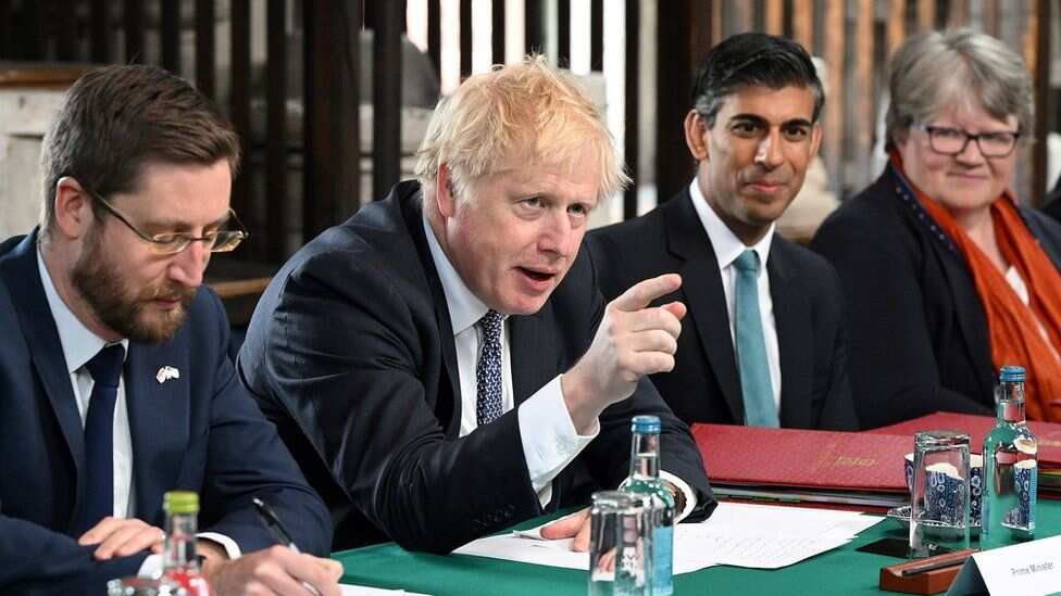 Boris Johnson could cut up to 91,000 civil service jobs in a bid to reduce inflationary pressures